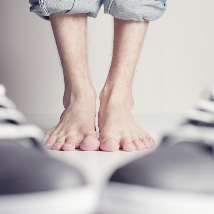 Odciski na stopach – przyczyny i leczenie