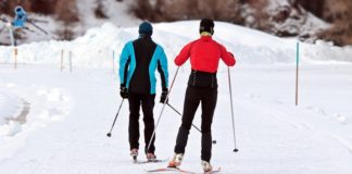 Jak przygotować się do jazdy na nartach? Jakie ćwiczenia wykonywać?