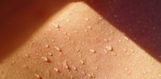 Problem nadmiernego pocenia- jak sobie z nim poradzić?