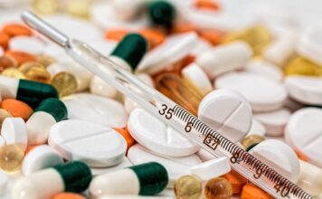 W czym przechowywać leki w domu? W czym przechowywać leki w domu?