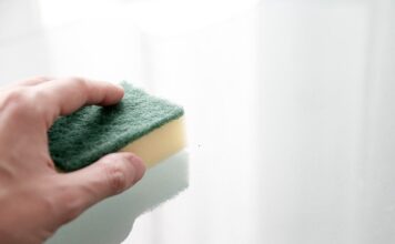 Jaki płyn do myjki ultradźwiękowej do okularów?