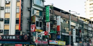 W jakich sklepach można korzystać z karty Seniora?