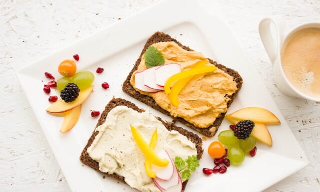 Co na śniadanie dla starszych osób?