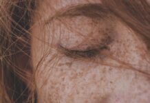 Jak się maluje powieki?