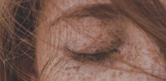 Jak się maluje powieki?