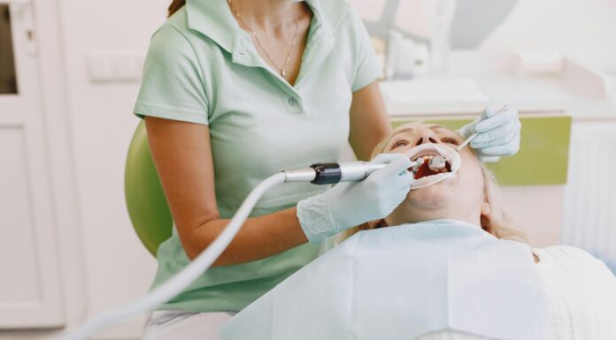 Za co odpowiadają stomatolodzy? Za co odpowiadają stomatolodzy